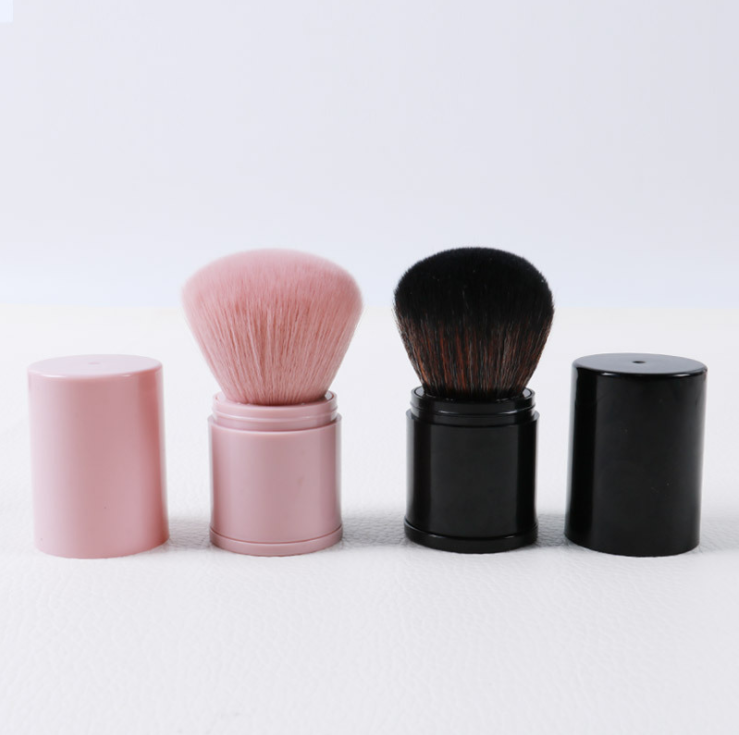 Portable Powder Brush with Cover for Blush